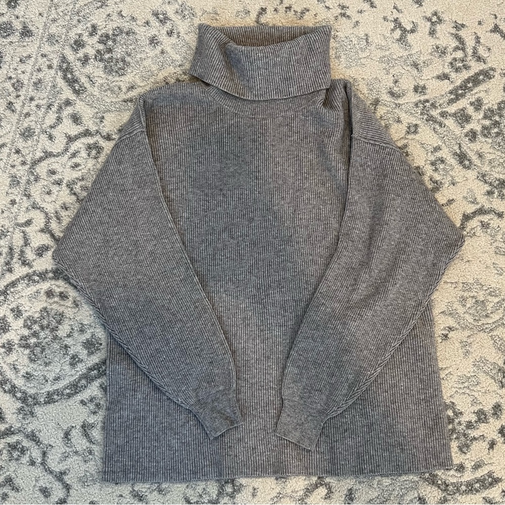 NEW WITH TAGS! Free People sweater